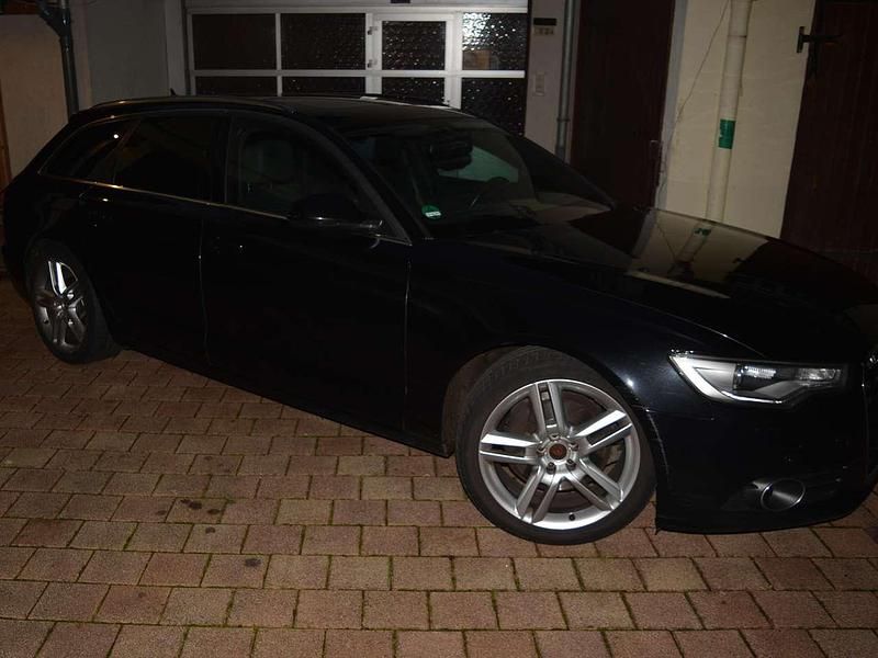 Gebraucht Audi A6 Sport 204 PS (150 kW) 2014 Schwarz Kombi