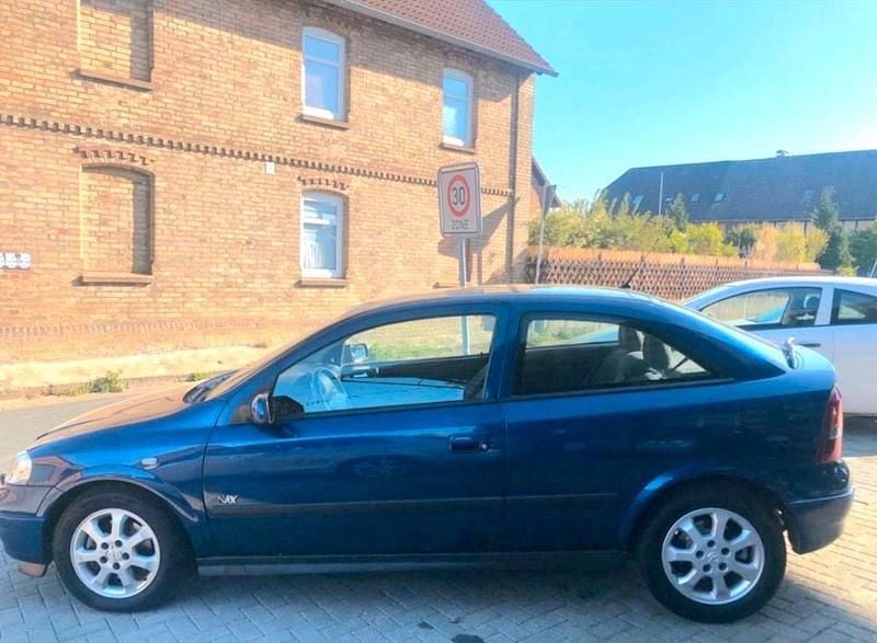 Gebraucht Opel Astra 125 PS (91 kW) 2003 Blau Limousine