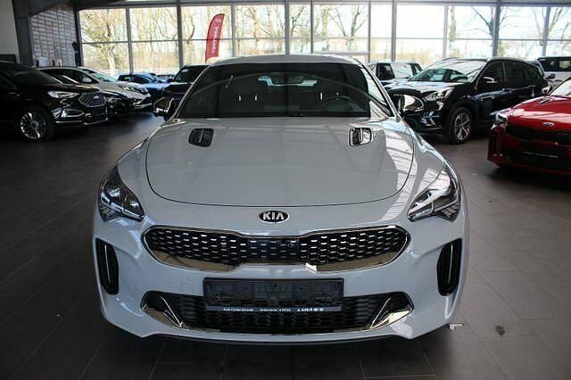 Gebraucht Kia Stinger 366 PS (269 kW) 2021 Silber Kleinwagen