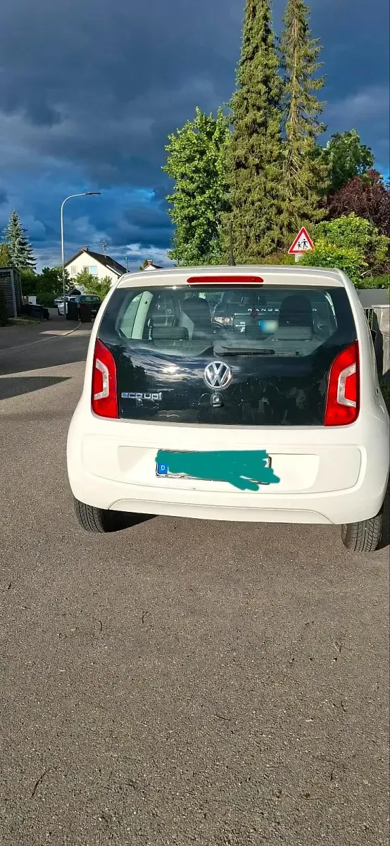 Gebraucht VW up! 68 PS (50 kW) 2016 Weiß Kleinwagen
