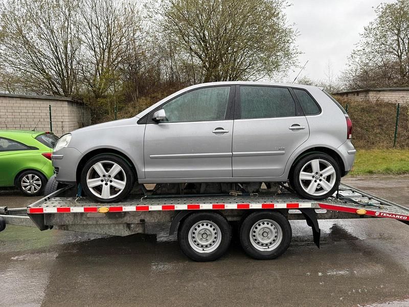 Gebraucht VW Polo Edition 59 PS (43 kW) 2009 Silber Kleinwagen