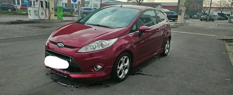 Gebraucht Ford Fiesta Titanium 80 PS (58 kW) 2009 Violet Kleinwagen