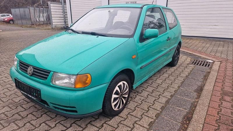 Grün Gebraucht 1996 VW Polo Kleinwagen | 1.199 € (Fairer Preis) - Bild 1/4