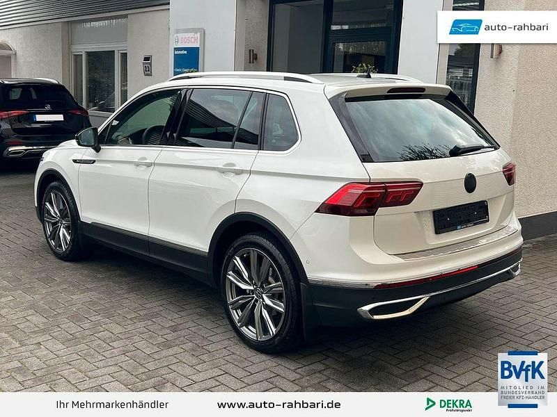 Gebraucht VW Tiguan Elegance 150 PS (110 kW) 2021 Oryxweiß perlmutteffekt SUV