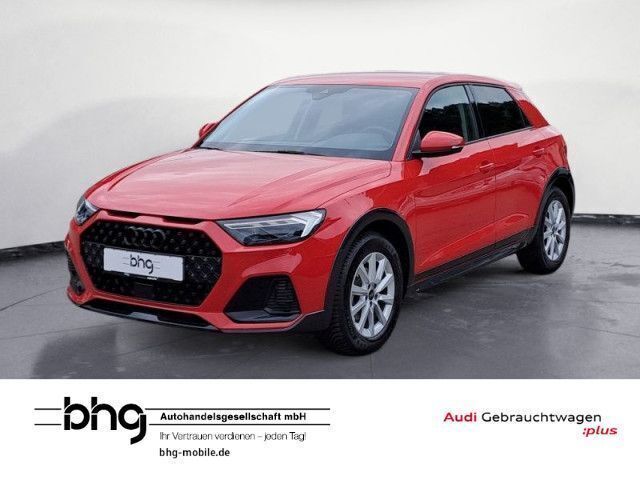 Rot Gebraucht 2024 Audi A1 Ambiente Kleinwagen | 24.830 € (Superpreis) - Bild 1/4