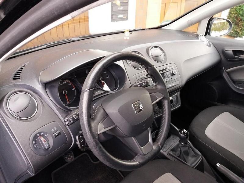 Gebraucht Seat Ibiza Style 86 PS (63 kW) 2014 Schwarz Kleinwagen