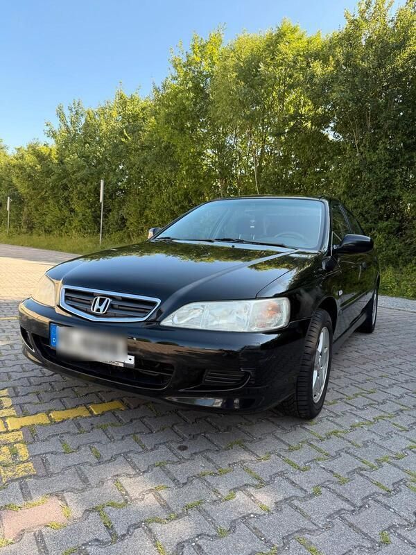 Schwarz Gebraucht 2001 Honda Accord Limousine | 1.850 € (Fairer Preis) - Bild 1/4
