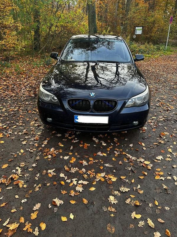 Blau Gebraucht 2005 BMW 525 Limousine | 3.500 € (Guter Preis) - Bild 1/4