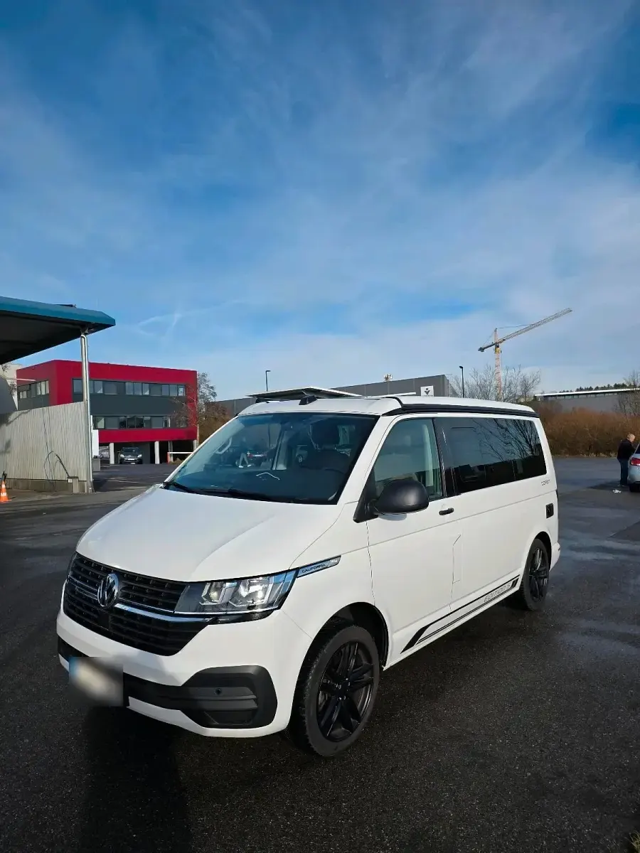 Gebraucht VW California Coast 150 PS (110 kW) 2022 Weiß Van