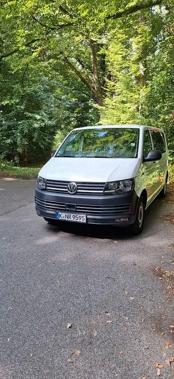 Weiß Gebraucht 2019 VW T6.1 Van | 26.500 € (Guter Preis) - Bild 1/4