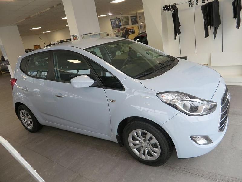 Gebraucht Hyundai i20 Space 90 PS (66 kW) 2018 Grau Van / Kleinbus