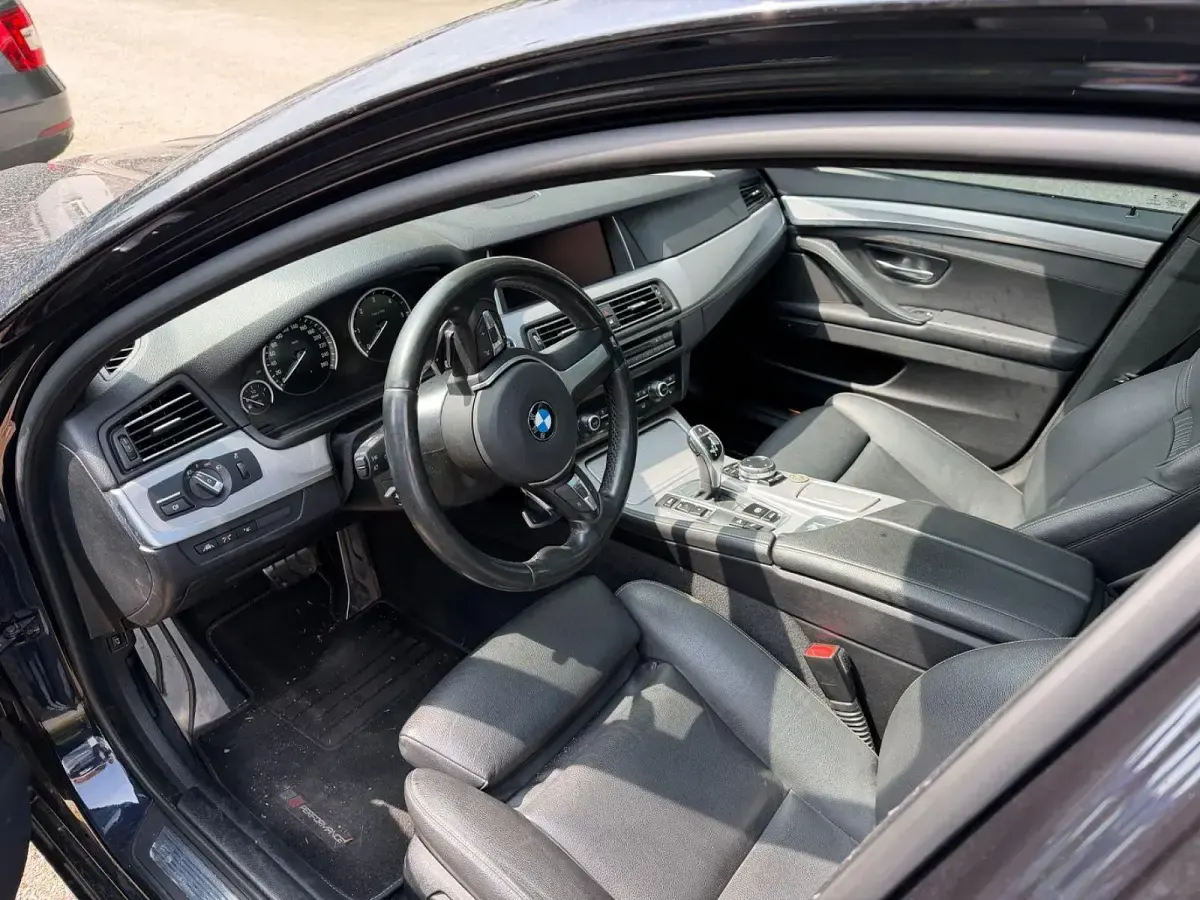 Gebraucht BMW 535 313 PS (230 kW) 2015 Schwarz Kombi