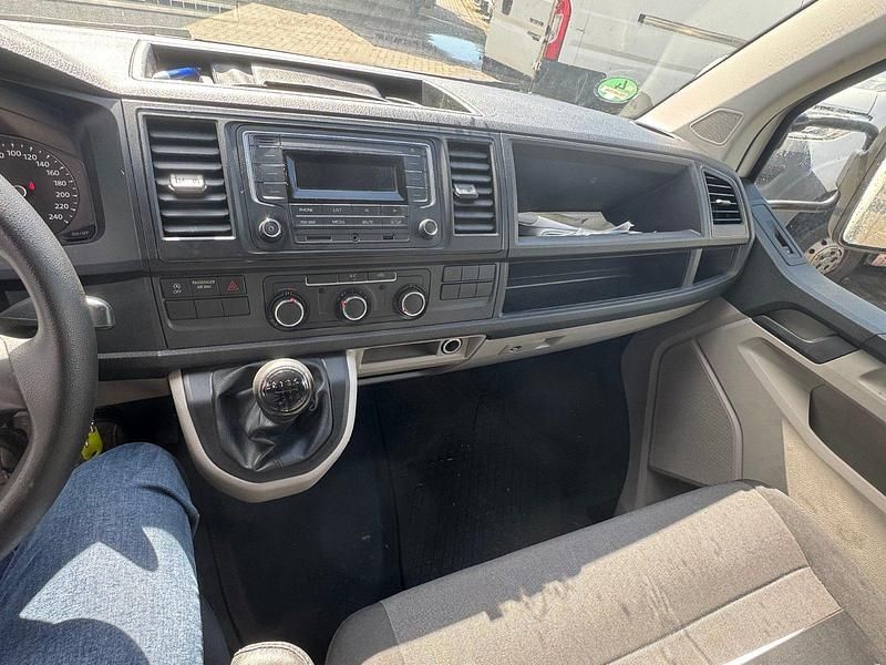 Gebraucht VW T6 145 PS (106 kW) 2017 Weiß Van