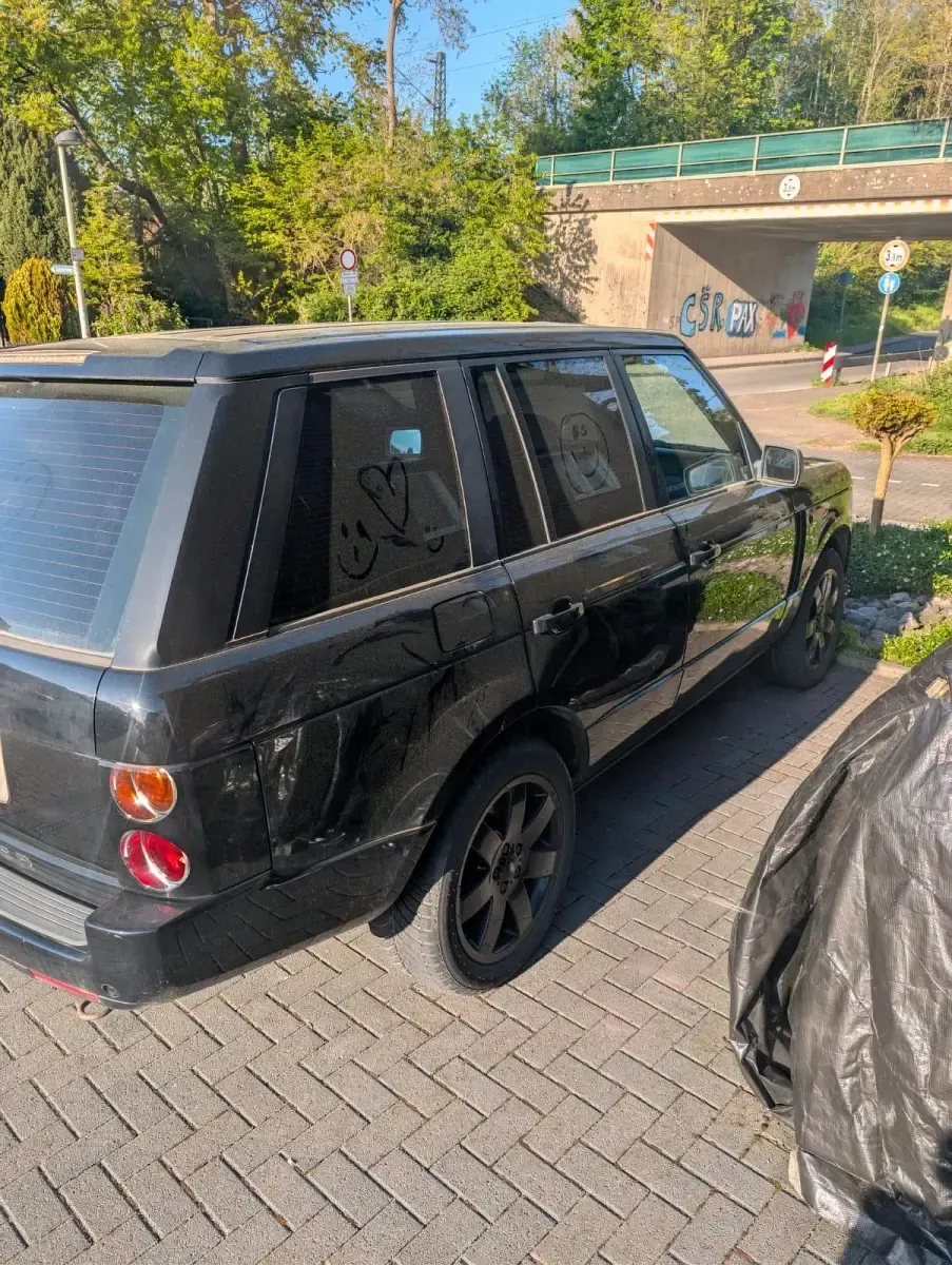 Używany Land Rover Range Rover 285 KM (209 kW) 2002 Czarny SUV