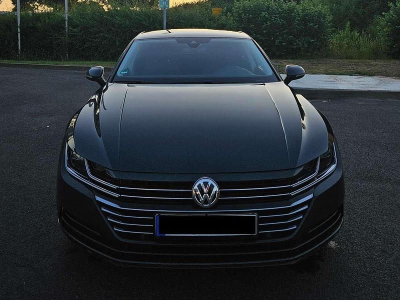 Gebraucht VW Arteon 150 PS (110 kW) 2017 Grau Kleinwagen