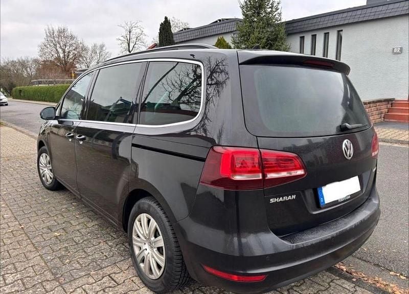 Gebraucht VW Sharan Highline 184 PS (135 kW) 2017 Schwarz Van / Kleinbus