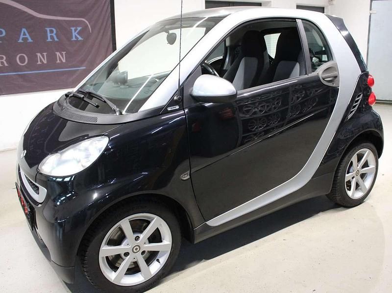Sicherheitszelle silber Gebraucht 2008 Smart ForTwo Coupé Basis Kleinwagen | 1.999 € (Fairer Preis) - Bild 1/4
