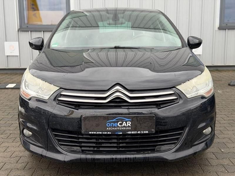 Gebraucht Citroën C4 Tendance 111 PS (81 kW) 2011 Schwarz Limousine