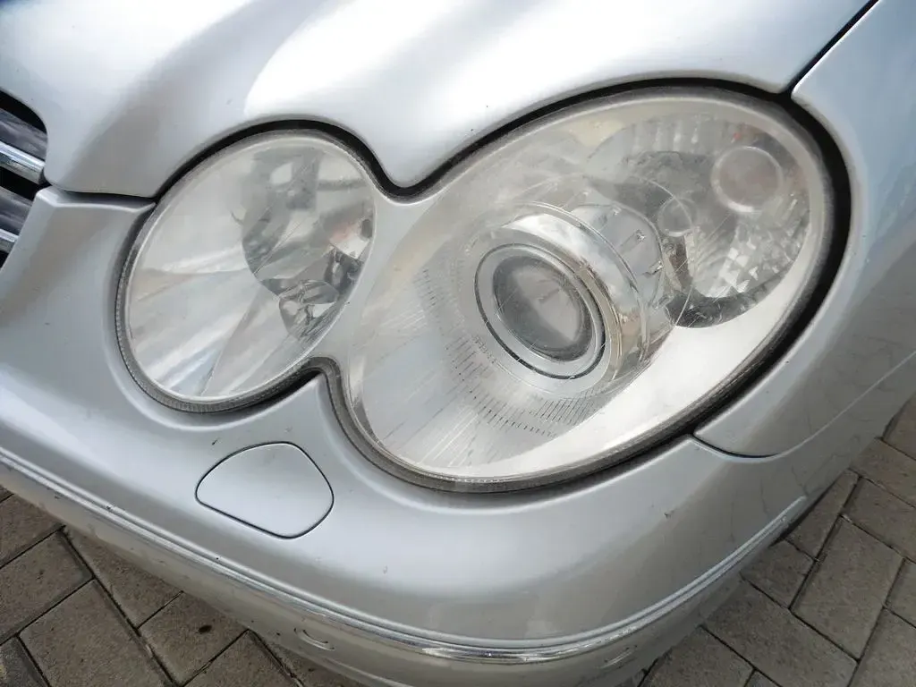 Gebraucht Mercedes CLK200 Avantgarde 163 PS (119 kW) 2005 Iridiumsilber  metalliclack Coupé