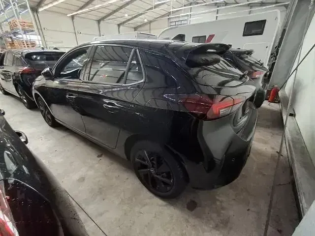 Gebraucht Opel Corsa 131 PS (96 kW) 2024 Schwarz Kleinwagen