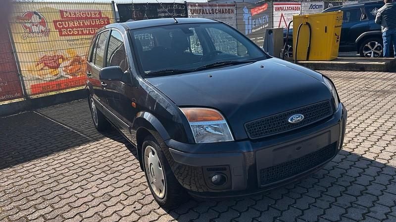 Gebraucht Ford Fusion 105 PS (77 kW) 2010 Blau Kleinwagen