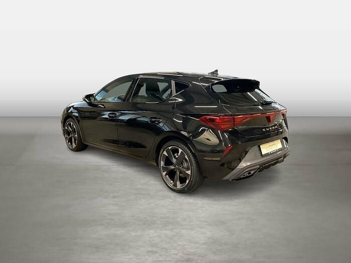 Gebraucht Cupra Leon 150 PS (110 kW) 2025 Mitternachtsschwarz Limousine