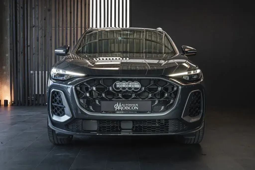 Neu Audi Q5 S-Line 204 PS (150 kW) 2026 Grau SUV