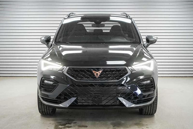 Neu Cupra Ateca VZ 300 PS (220 kW) 2025 Nachtschwarz SUV