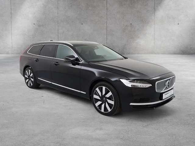 Second-hand Volvo V90 Plus 398 CP (292 kW) 2025 Negru Break
