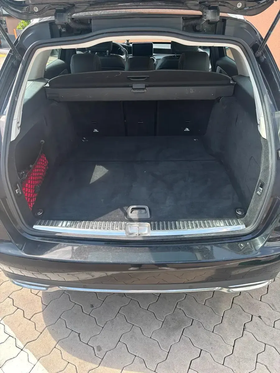 Gebraucht Mercedes C220 170 PS (125 kW) 2018 Schwarz Kombi