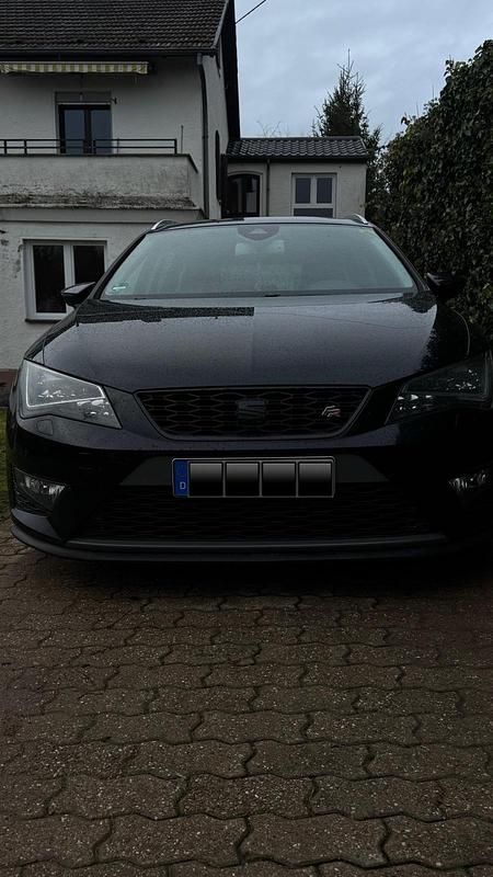 Schwarz Gebraucht 2014 Seat Leon ST FR Kombi | 10.500 € (Etwas zu teuer) - Bild 1/4