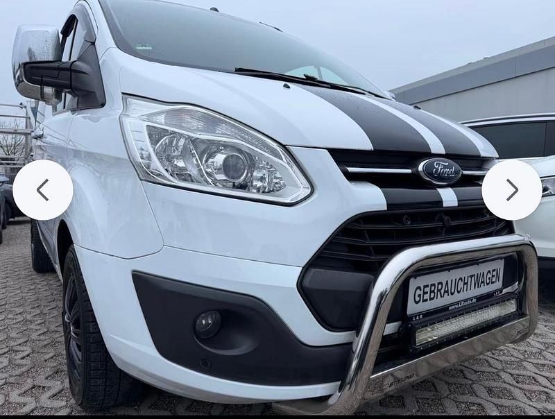 Second-hand Ford Transit Custom 105 CP (77 kW) 2017 Alb Monovolum