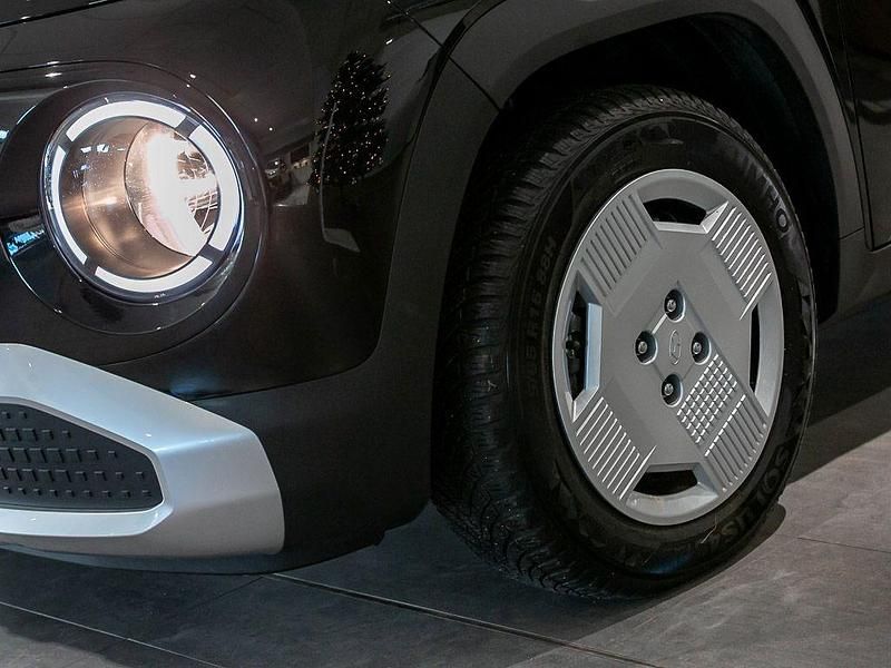 Gebraucht Hyundai Inster Select 71 kW (97 PS) 2025 Schwarz Kleinwagen