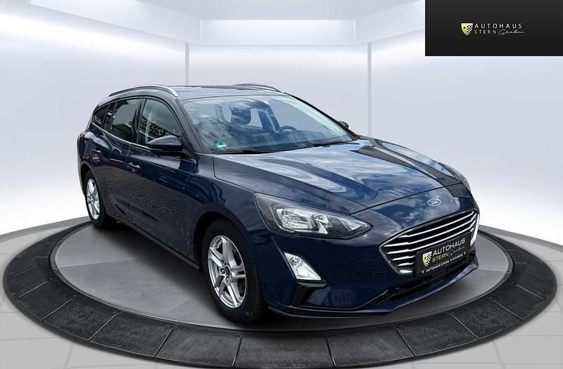 Blau Gebraucht 2020 Ford Focus Cool & Connect Kombi | 10.990 € (Superpreis) - Bild 1/4