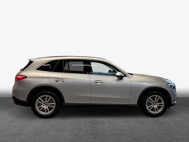 Gebraucht Mercedes GLC200 Advanced Plus 204 PS (150 kW) 2025 Grau SUV