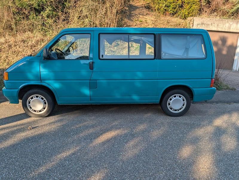 Gebraucht VW T4 75 PS (55 kW) 1994 Grün Van