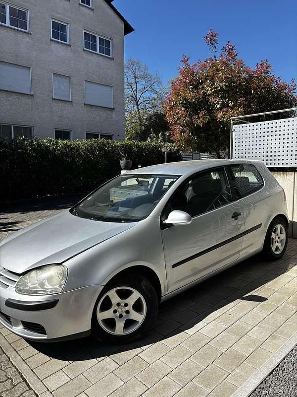 Gebraucht VW Golf IV 75 PS (55 kW) 2004 Limousine