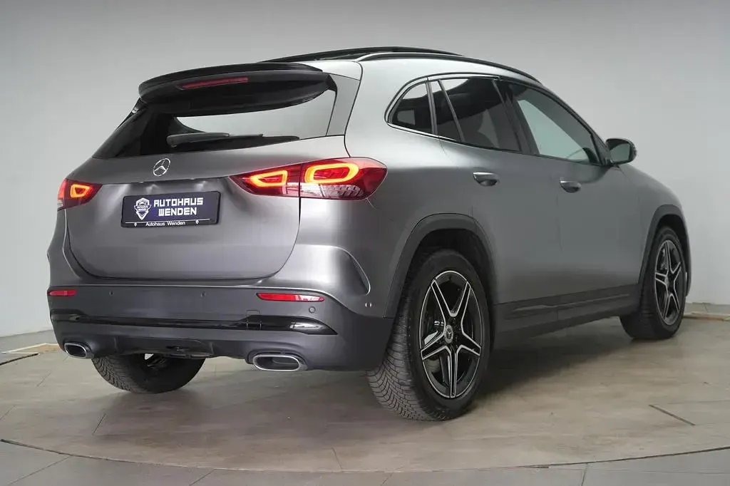 Gebraucht Mercedes GLA220 AMG line 190 PS (139 kW) 2023 Grau SUV