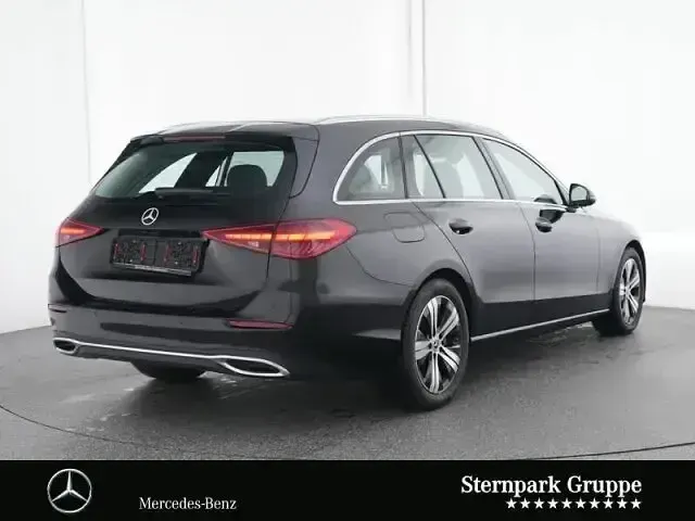 Gebraucht Mercedes C180 Avantgarde 170 PS (125 kW) 2025 Schwarz Limousine
