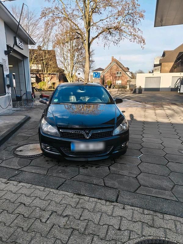 Gebraucht Opel Astra GTC 140 PS (102 kW) 2007 Schwarz Coupé