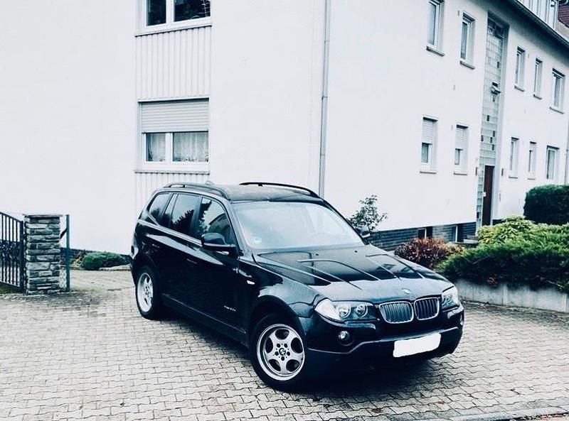 Gebraucht BMW X3 Sport Line 177 PS (130 kW) 2010 Schwarz SUV