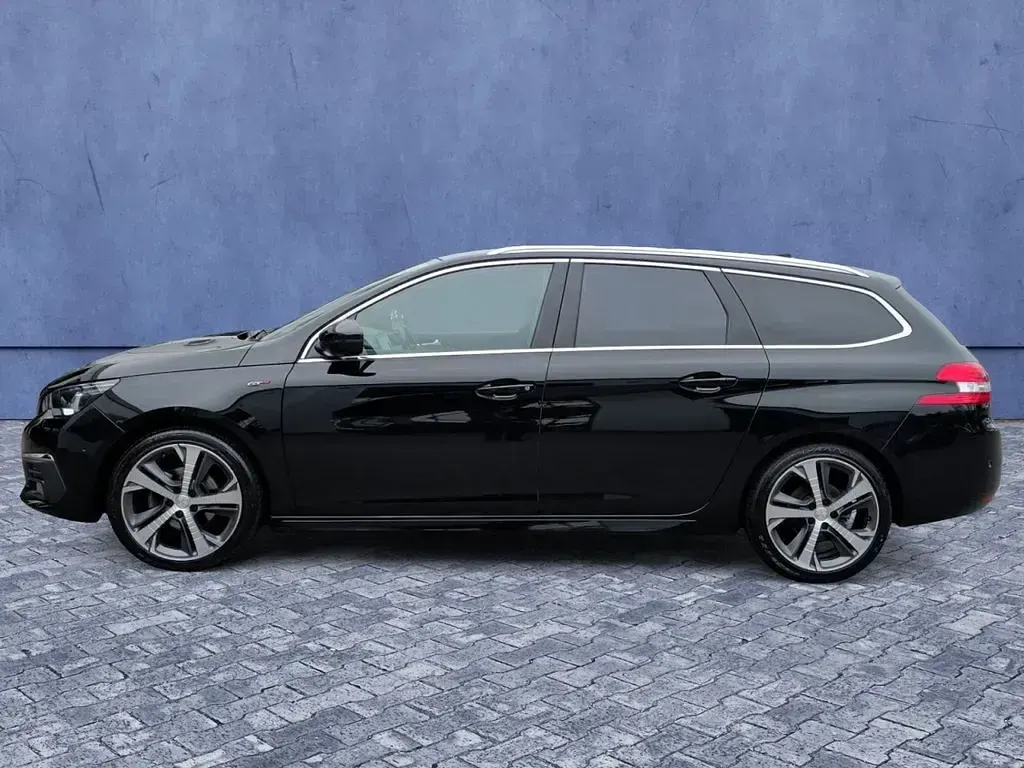 Gebraucht Peugeot 308 SW GT 131 PS (96 kW) 2021 Schwarz Kombi