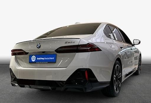 Neu BMW 520 197 PS (144 kW) 2026 Weiß Limousine