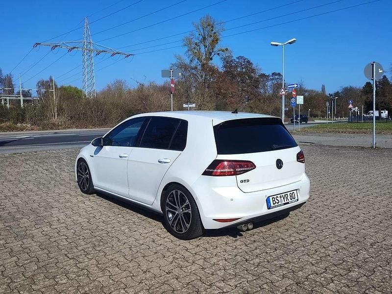 Gebraucht VW Golf VII GTD 184 PS (135 kW) 2016 Weiß Kleinwagen