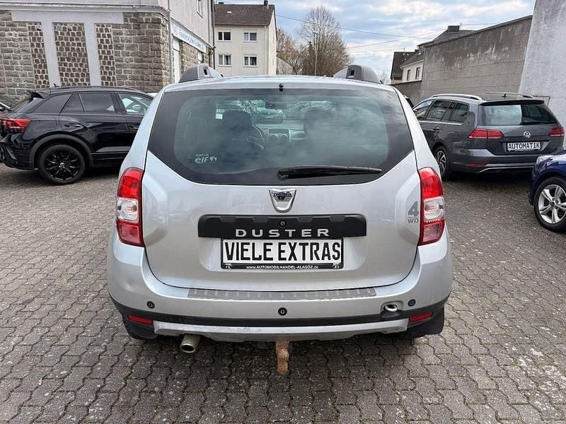 Gebraucht Dacia Duster Prestige 110 PS (80 kW) 2014 Grau SUV