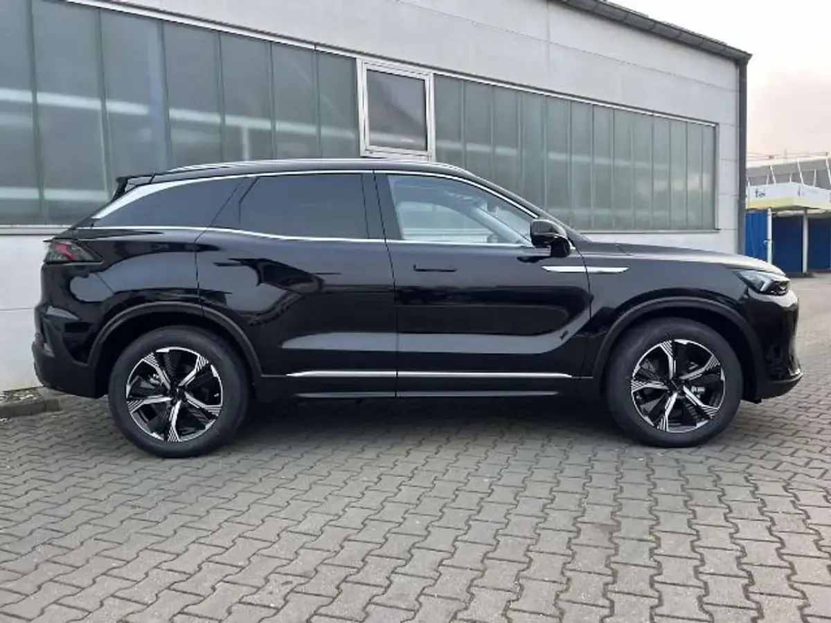 Ny Baic X75 177 HK (130 kW) 2025 Sort SUV