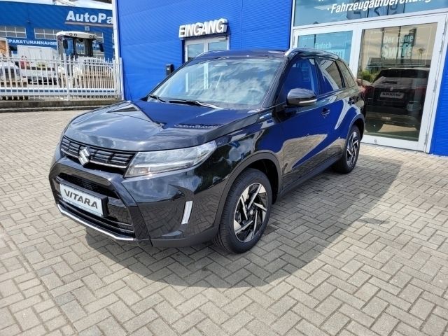Schwarz Neu 2025 Suzuki Vitara Comfort+ SUV | 28.790 € (Teuer) - Bild 1/4