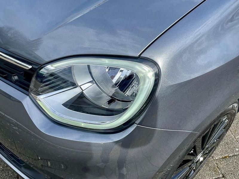 Gebraucht Renault Twingo Urban Night 65 PS (47 kW) 2023 Lunar grey Kleinwagen