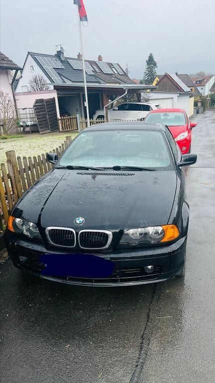 Gebraucht BMW 318 Cabriolet 143 PS (105 kW) 2003 Schwarz Cabrio