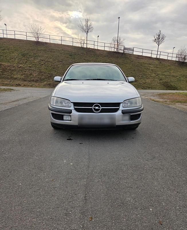 Gebraucht Opel Omega 170 PS (125 kW) 1996 Silber Limousine